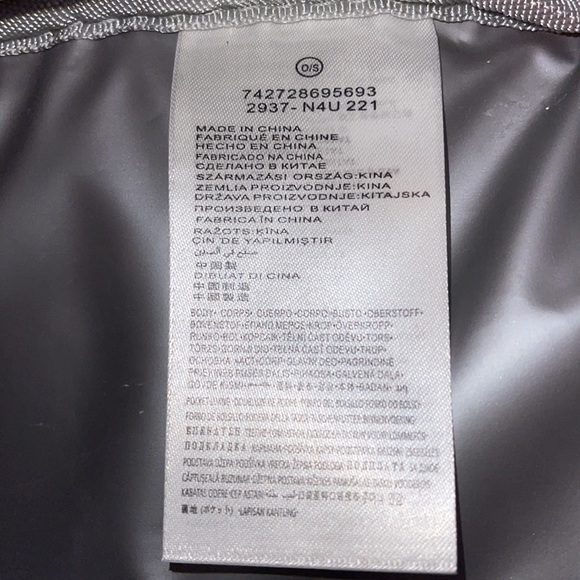 Like new Nike lunchbox orange and blue big nice zipper on front - Picture 7 of 8